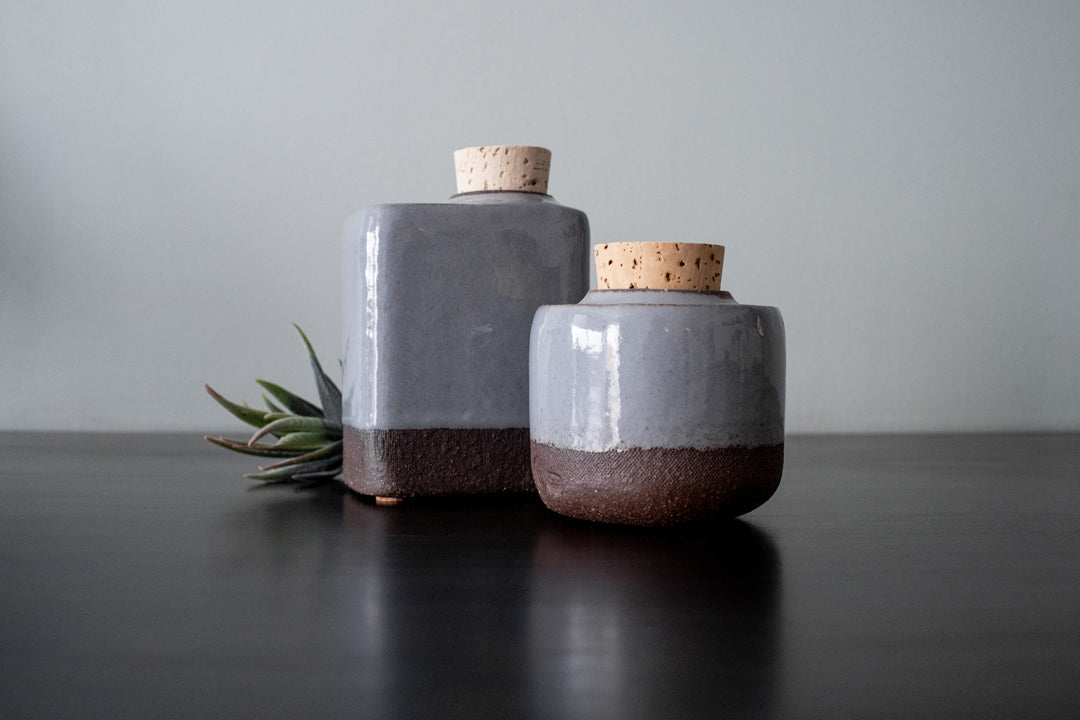 Pure Line Ceramic Urn